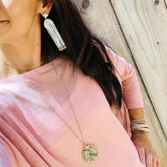 Stella & Dot | Versatile White+Gold Ashley Tassel Statement to Stud Earr… - Picture 7 of 9